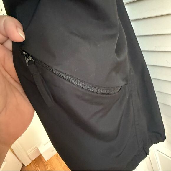 J. Jill Fit Black Light Weight
Windbreaker Full Zip Cinch Waist Jacket - Picture 6 of 10